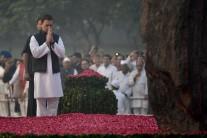 Rahul Gandhi pays tribute to Indira Gandhi