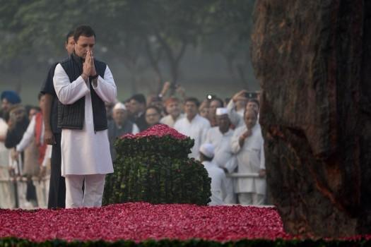 Rahul Gandhi pays tribute to Indira Gandhi