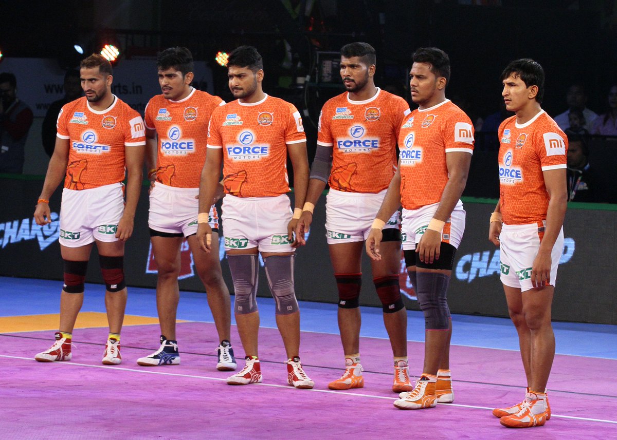 Pro Kabaddi League: Puneri Paltan Beat Dabang Delhi 31-26 - Photos ...