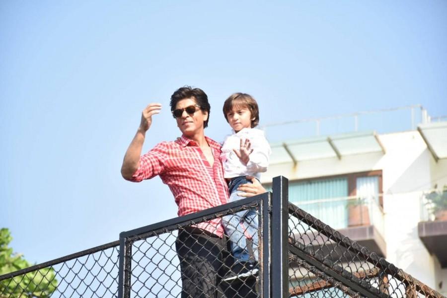 Shah Rukh Khan and AbRam Zero trailer launch,Zero trailer,Shah Rukh Khan,AbRam,AbRam Khan,Shah Rukh Khan and AbRam,Shah Rukh Khan and AbRam Khan,Zero trailer launch pics,Zero trailer launch images,Zero trailer launch stills,Zero trailer launch pictures
