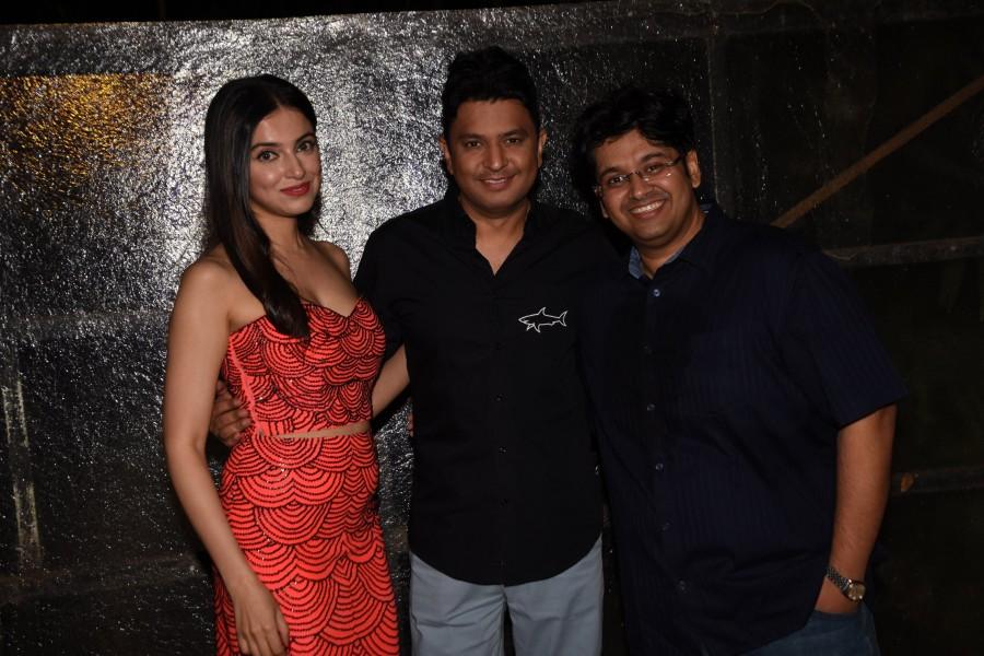 Milap Zaveri's Extravagant Birthday Celebrations Milap zaveri,Director Milap Zaveri,Director Milap Milan Zaveri,milap zaveri movies,Sidharth Malhotra,John Abraham,Nora Fatehi