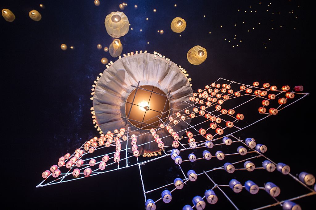 Tazaungdaing Festival: An evening with the sky full of stars in Myanmar