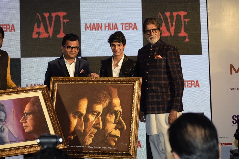 Amitabh Bachchan At 'Main Hua Tera' Song Launch Avi,Avitesh Shrivastava,Main Hua Tera Song Launch,Amitabh Bachchan,amitabh bachchan twitter,Senior Bachchan,Aadesh Shrivastava,Music Launch