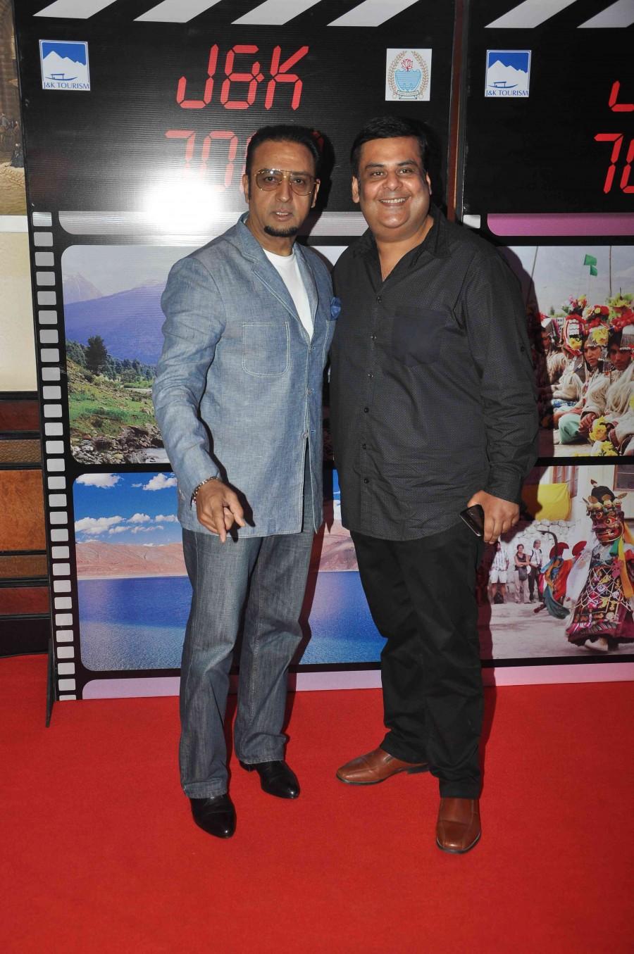 Celebs attend J&K 70mm J&K 70mm,J&K 70mm event photos,Anupam Kher,Rishi Kapoor,boney kapoor,bollywood celebs