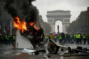 France,france president macron,French President Emmanuel Macron,Emmanuel Macron,France protests labor laws,France Oil Protest,Cost of living in France