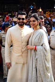 DeepVeer Seek Blessings Of Lord Ganesh