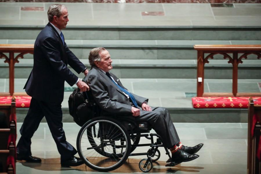 George H.W. Bush Dies At 94 U.S. President George H.W. Bush,George H.W. Bush,George H.W. Bush wife,41st President,George Bush,George H.W. Bush passes away,George H.W. Bush died at 94
