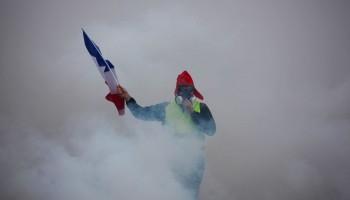 Gilet Jaunes,France Riots,Fuel Issue in France,Emmanuel Macron,Macron La Republique En Marche,riots in france,riots in paris,Paris riots