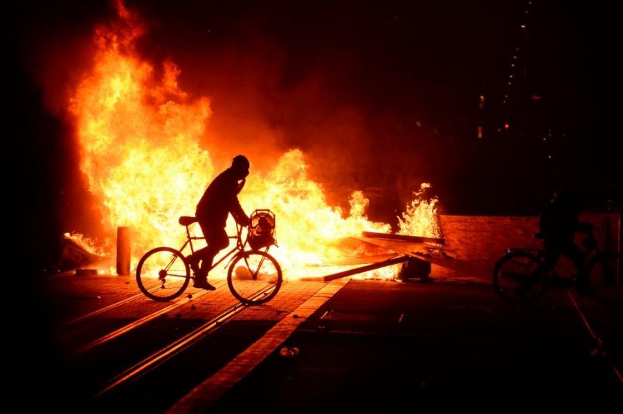 Gilet Jaunes,French uproar,paris,yellow vests movement,yellow vest riots,yellow vests paris,Riot Police,French Police