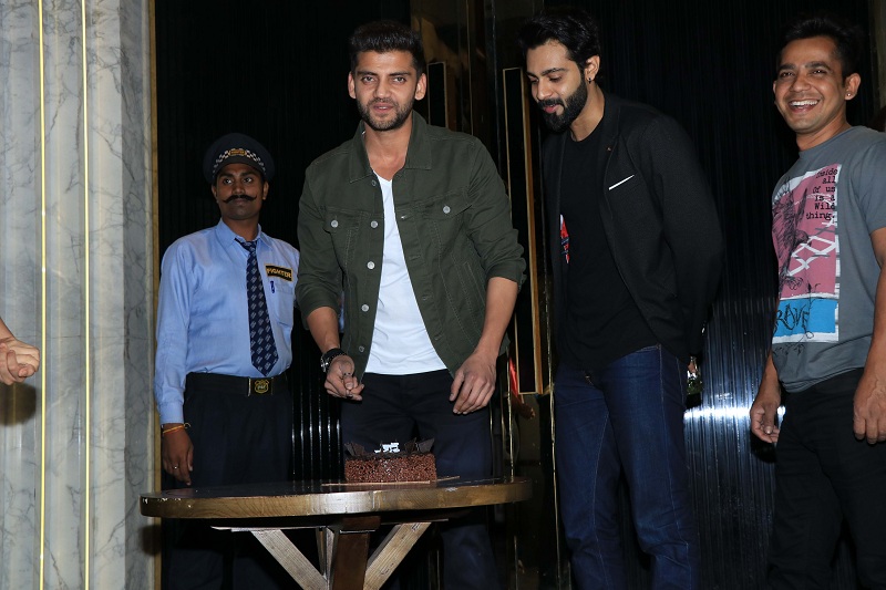 Zaheer Iqbal Turns 30 Salman Khan,Zaheer Iqbal,Pranutan Behl,Notebook,bollywood birthday bash,Zaheer Iqbal turns 30,milap zaveri,Sonakshi Sinha