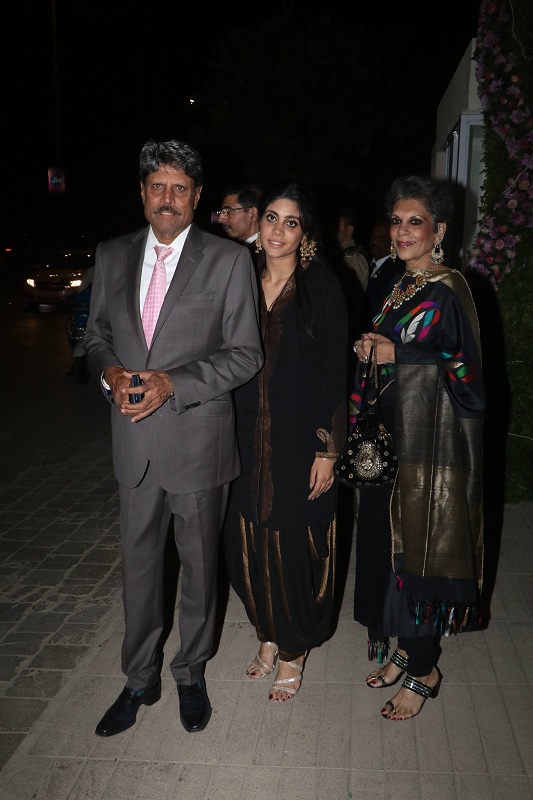 Anand Piramal's Post Wedding Party Anand Piramal,Anand Piramal isha ambani,isha ambani wedding,isha ambani,Isha Ambani Anand Parimal wedding,Gautam Singhania,Adar Poonawala,Anil Ambani,sunil gavaskar