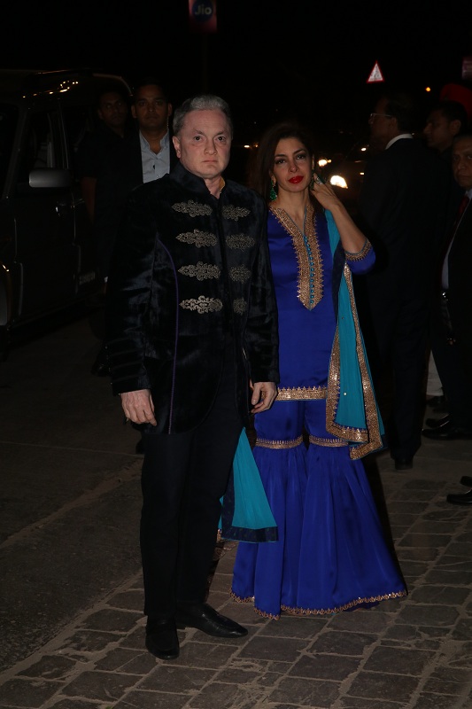 Anand Piramal's Post Wedding Party Anand Piramal,Anand Piramal isha ambani,isha ambani wedding,isha ambani,Isha Ambani Anand Parimal wedding,Gautam Singhania,Adar Poonawala,Anil Ambani,sunil gavaskar
