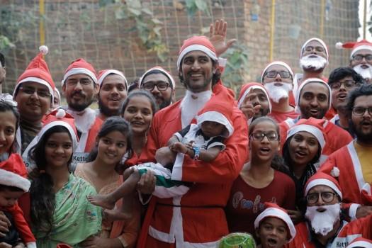 Santa Charity Dash With Kunal Kapoor
