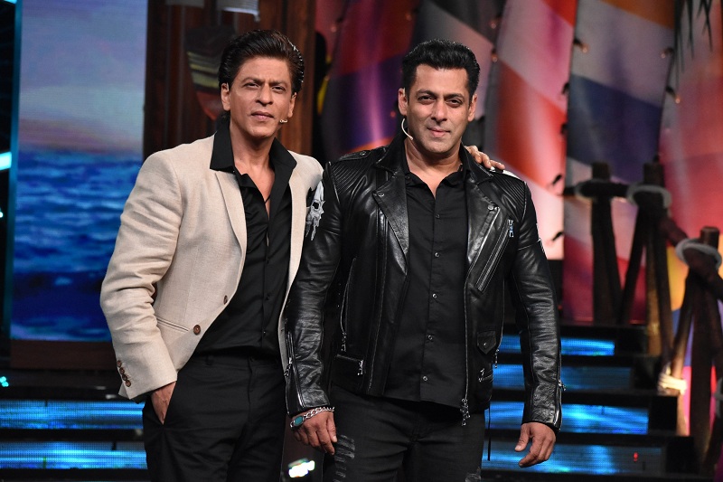'Zero' Promotions On Bigg Boss 12 Zero Movie,Shah Rukh Khan,Salman Khan,Bigg Boss 12,Shah Rukh Khan Dance,Salman Khan Bigg Boss 12,zero movie trailer,Zero