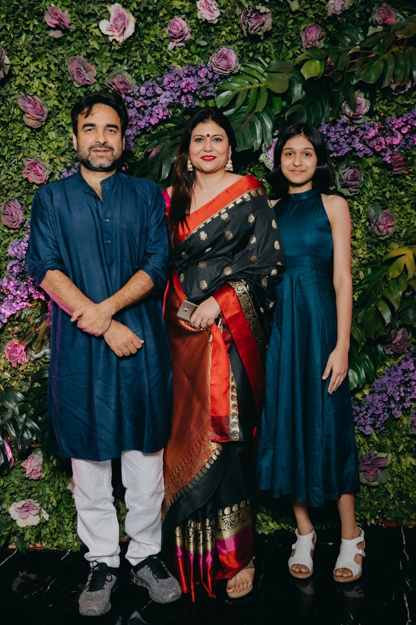 Dinesh Vijan's Post Wedding Cocktail Party Dinesh vijan,Dinesh Vijan Wedding,Dinesh vijan Cocktail party,cocktail party,Pramita Tanwar,Who is Dinesh Vijan,Kriti Sanon,janhvi kapoor,Sara ali khan