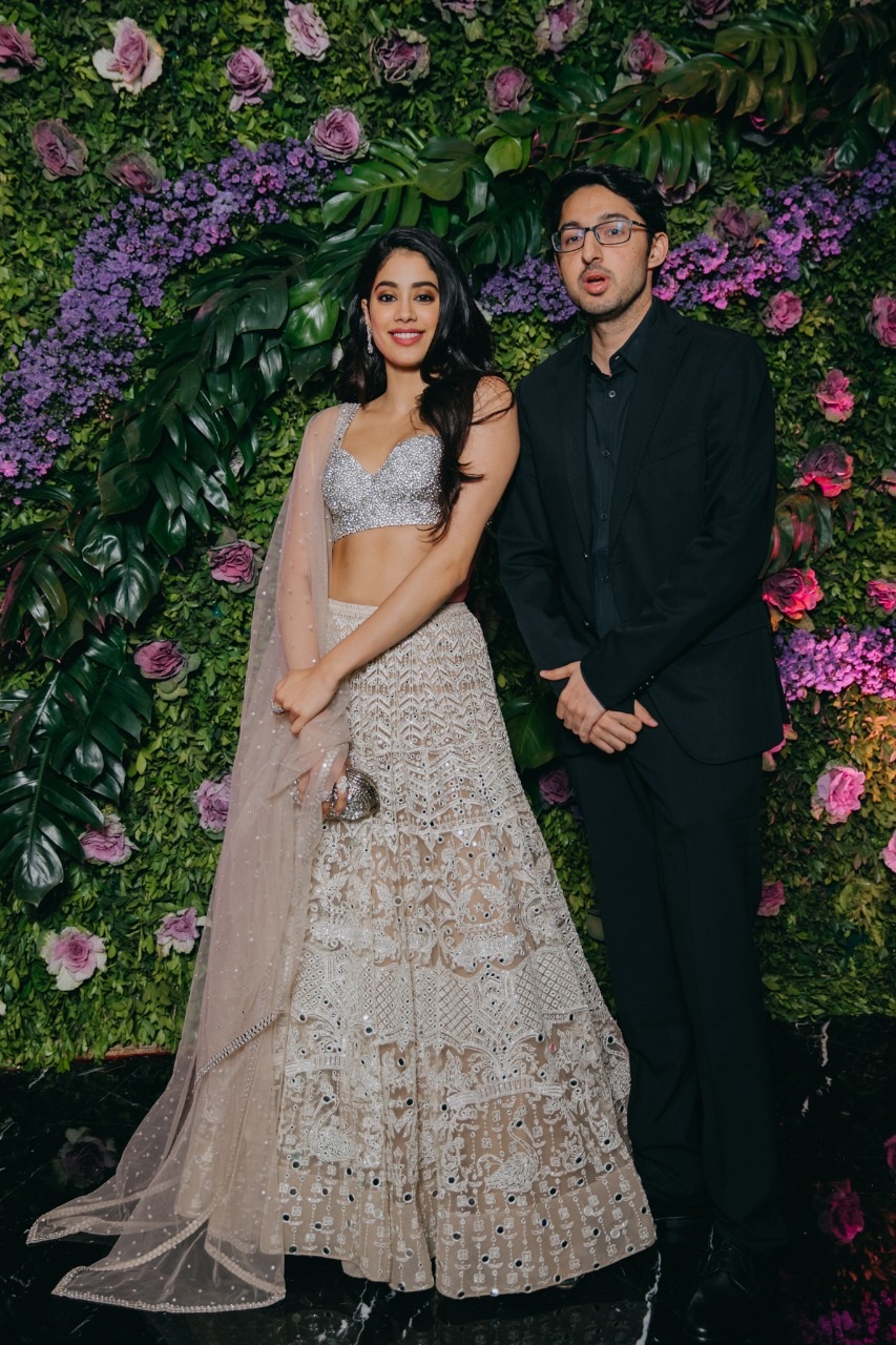 Dinesh Vijan's Post Wedding Cocktail Party Dinesh vijan,Dinesh Vijan Wedding,Dinesh vijan Cocktail party,cocktail party,Pramita Tanwar,Who is Dinesh Vijan,Kriti Sanon,janhvi kapoor,Sara ali khan
