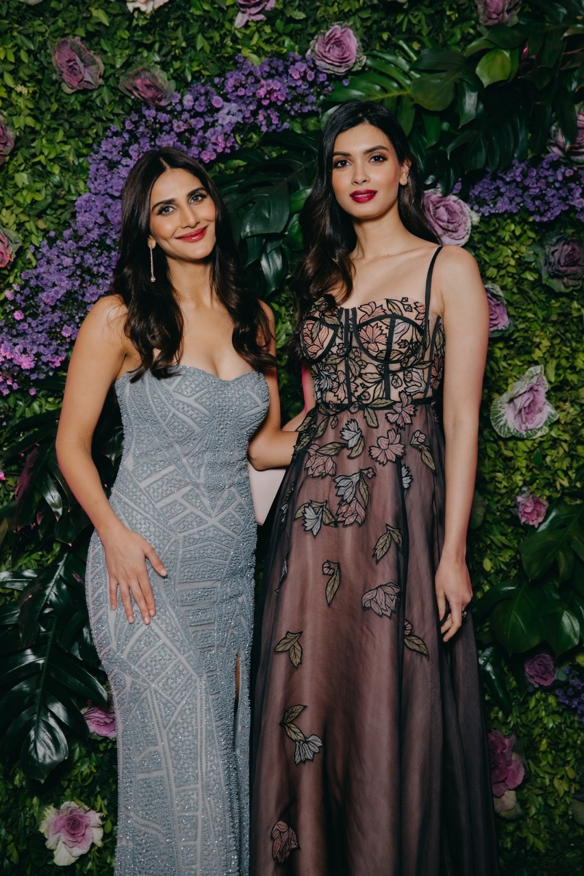 Dinesh Vijan's Post Wedding Cocktail Party Dinesh vijan,Dinesh Vijan Wedding,Dinesh vijan Cocktail party,cocktail party,Pramita Tanwar,Who is Dinesh Vijan,Kriti Sanon,janhvi kapoor,Sara ali khan