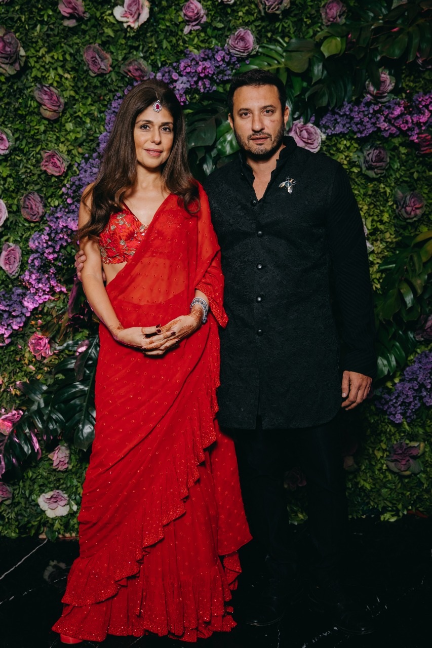 Dinesh Vijan's Post Wedding Cocktail Party Dinesh vijan,Dinesh Vijan Wedding,Dinesh vijan Cocktail party,cocktail party,Pramita Tanwar,Who is Dinesh Vijan,Kriti Sanon,janhvi kapoor,Sara ali khan