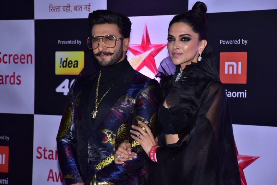 Star Screen Award 2018 Bollywood,star screen awards,Star Screen Award 2018,star screen awards photos,star screen awards red carpet,star screen awards show,Ranveer Singh,Deepika Padukone,vicky kaushal,Salman Khan