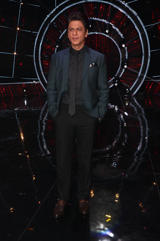 'Zero' Promotions On Indian Idol 10 Zero,zero movie,zero teaser,zero film review,Shah Rukh Khan,shah rukh khan zero,katrina kaif zero,Anushka Sharma,anushka sharma zero,Indian Idol season 10,anand l rai