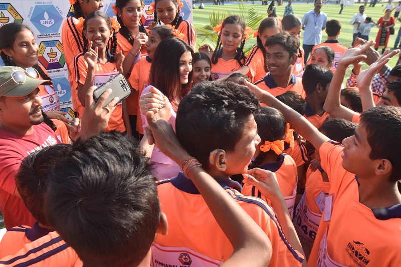 A Day With The Differently-Abled For Aishwarya Rai Bachchan AIshwarya Rai Bachchan,Narsee Monjee Educational Trust,differently abled,Sports Day,disabled children,Children's Charity,Jamna Bai School,Mumbai,Aishwarya rai Bachchan photos