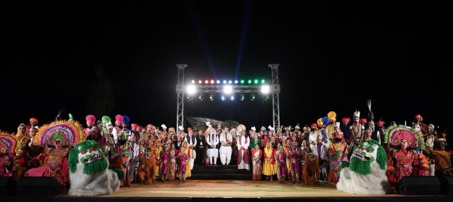 Prime Minister At The Statue Of Unity Prime Minister Narendra Modi,statue of unity,Laser Show,Kewadia,Statue of Unity height,Statue of Unity India,Statue of Unity sculptor Ram V Sutar,Prime Minister Narendra Modi BJP,Sardar Vallabhbhai Patel,Rajnath Singh