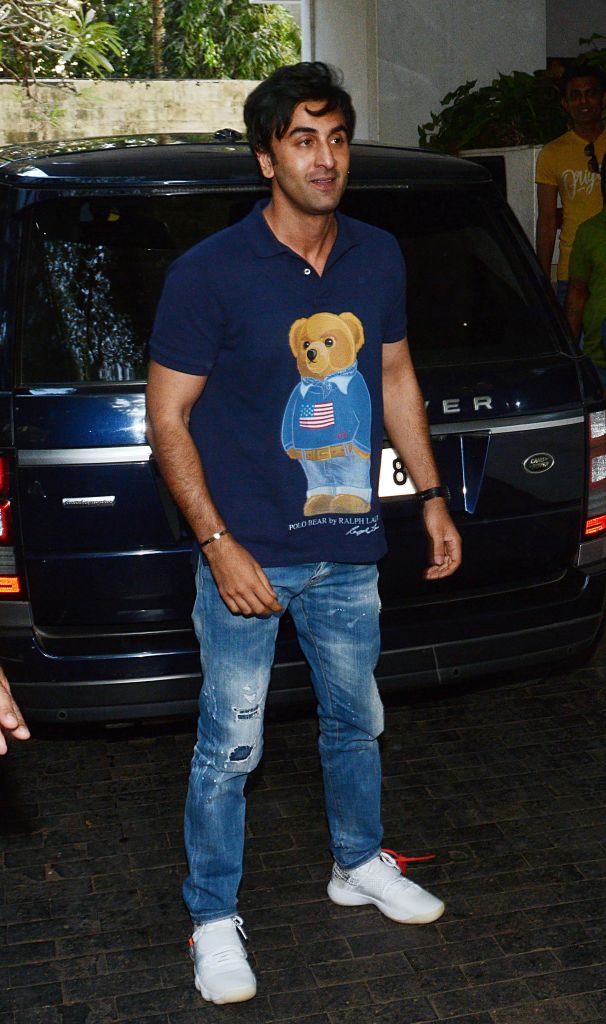 Kapoor Family Christmas Brunch Kunal Kapoor,Saif Ali Khan,saif ali khan daughter,saif ali khan son,saif ali khan kareena kapoor khan,Ranbir Kapoor,karisma kapoor,christmas,Christmas 2018,christmas celebrations
