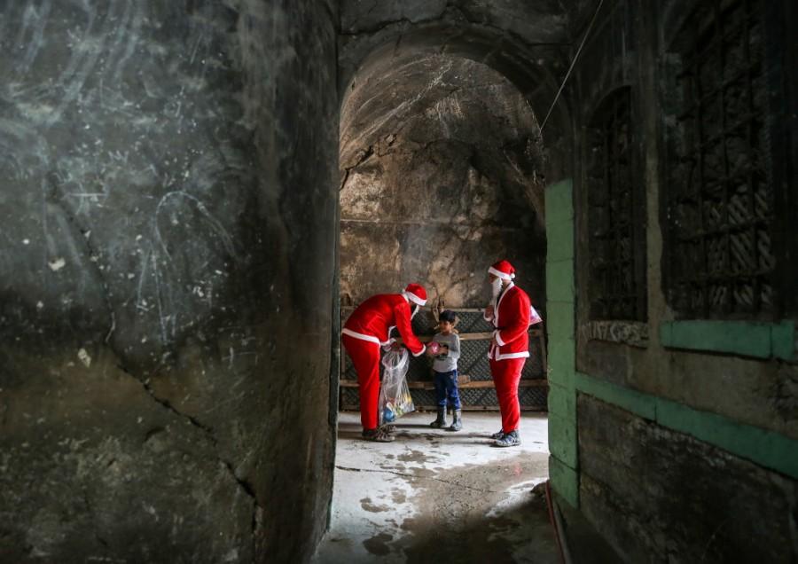 Christmas,Christmas 2018,christmas celebrations,Christmas traditions,Iraq,Iraqi liberation of Mosul,Mosul Iraq,Mosul battle ISIS,Santa Claus