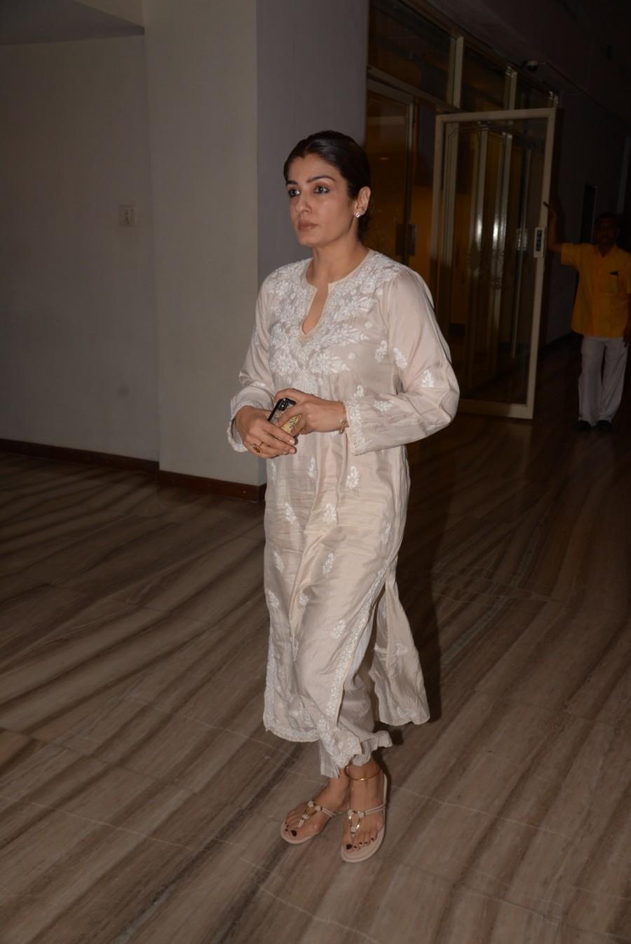 Nana Chudasama's Prayer Meet Nana Chudasama,Mumbai,Bollywood,Abhishek Bachchan,abhishek bachchan aishwarya rai bachchan,abhishek bachchan wife,Aishwarya Rai Bachchan,Aishwarya rai,Suniel Shetty