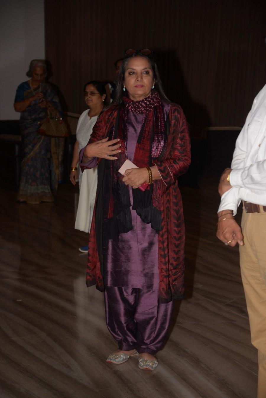 Nana Chudasama's Prayer Meet Nana Chudasama,Mumbai,Bollywood,Abhishek Bachchan,abhishek bachchan aishwarya rai bachchan,abhishek bachchan wife,Aishwarya Rai Bachchan,Aishwarya rai,Suniel Shetty