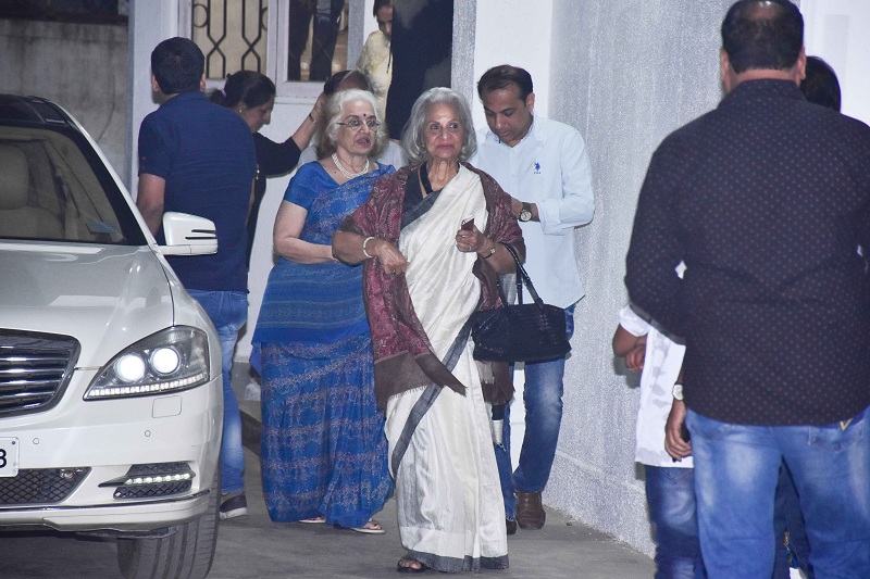 'Simmba' screening Bollywood,Bollywood Simmba,rohit shetty,rohit shetty simmba,Rohit Shetty Simba,Ranveer Singh,Ranveer Singh simmba,Sara Ali khan simmba,Mumbai,Waheeda Rehman,salim khan