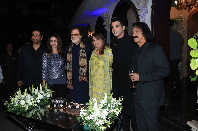 Sanjay Khan Turns 78 Sanjay khan,Sanjay Khan Turns 78,Hrithik Roshan,hrithik roshan sussanne khan,Zayed Khan,sussanne khan father,Sussanne Khan,sussanne khan hrithik roshan