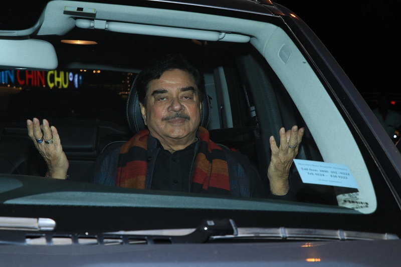 Sanjay Khan Turns 78 Sanjay khan,Sanjay Khan Turns 78,Hrithik Roshan,hrithik roshan sussanne khan,Zayed Khan,sussanne khan father,Sussanne Khan,sussanne khan hrithik roshan
