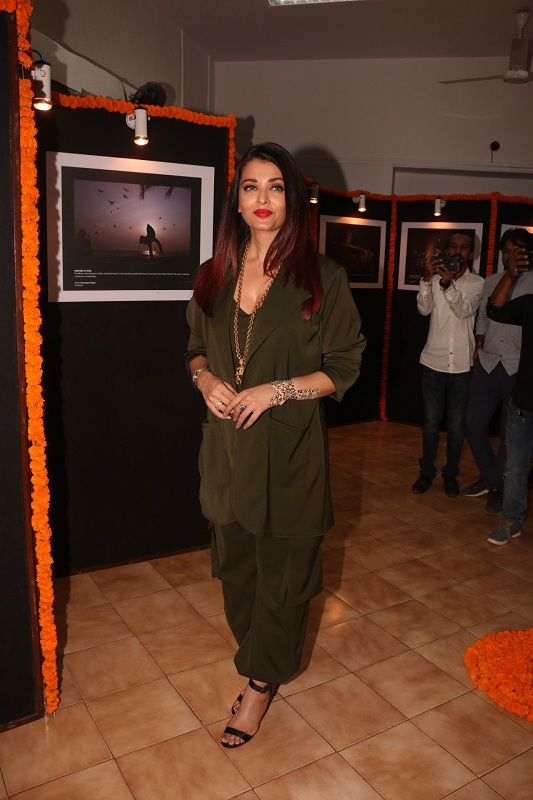 Mumbai Moments 2019 Launch Mumbai Moments 2019,Aishwarya Rai Bachchan,Aishwarya rai Bachchan photos,Aishwarya rai bachchan movies,aishwarya rai bachchan daughter,aishwarya rai bachchan husband,aishwarya rai bachchan abhishek bachchan,Calendar Launch,Calendar 2019