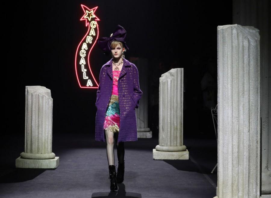 Jeremy Scott,Jeremy Scott Moschino,Fellini,Roman,Italian Fashion,Moschino,Moschino Italy,Autumn/Winter Collection,Fashion By Moschino