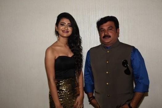 Priya Prakash Varrier Teases 'Sridevi Bungalow'