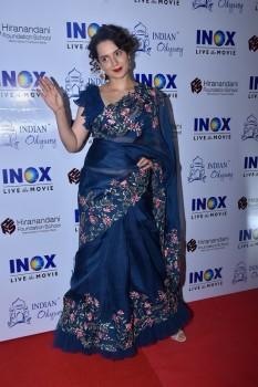 Kangana ranaut stuns at special screening of Manikarnika for school kids