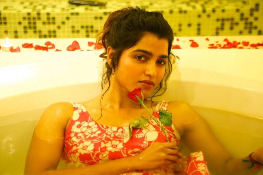 Sai Dhanshika's Hot in Laabam Sai dhanshika,laabam,actress sai dhanshika,sai dhanshika hot,laabam hot stills,labam
