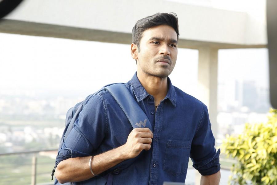 Dhanush in Ennai Noki Paayum Thota Ennai noki paayum thota,enai noki paayum thota,dhanush,ennai noki paayum thota movie stills,enai noki paayum thota pics,enai noki paayum thota photos