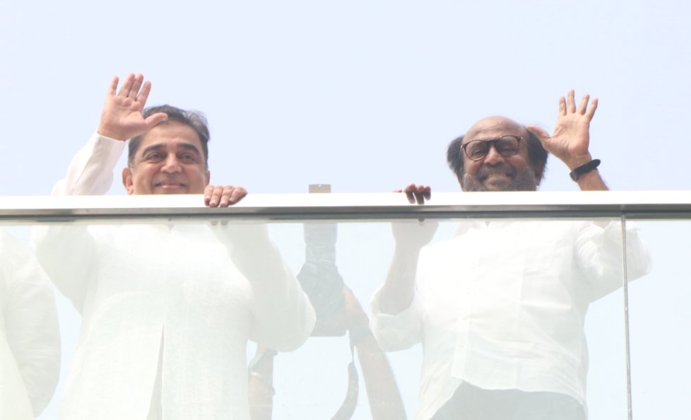 Kamal Haasan and Rajinikanth wishing their fans Kamal haasan,rajinikanth,k balachander,k balachander statue,kamal haasan birthday