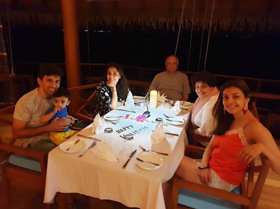 Kajal Aggarwal with Her Family Members in Maldives Kajal aggarwal,kajal aggarwal bikini,kajal aggarwal two piece bikini,bollywood actress bikini,tamil actress swimsuit
