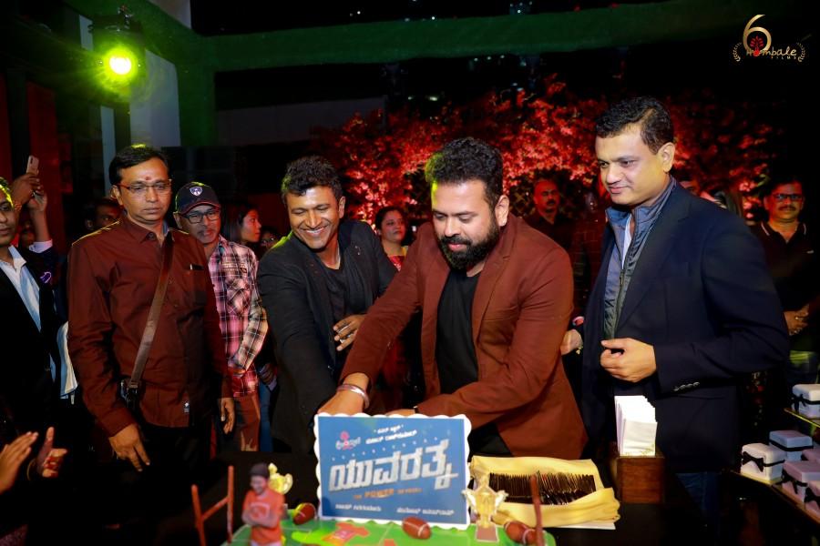 Yash,puneeth rajkumar,hombale films,hombale films 6th anniversary,kgf,raajakumara,yuva rathnaa