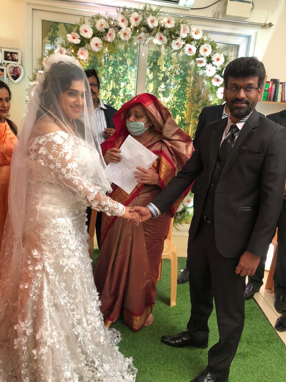 Vanitha Vijayakumar Weds Peter Paul Vanitha vijayakumar,vanitha vijayakumar wedding,vanitha vijayakumar marriage,vanitha vijayakumar marriage pics,vanitha vijayakumar wedding photos,vanitha vijayakumar peter paul,kollywood celebrity wedding