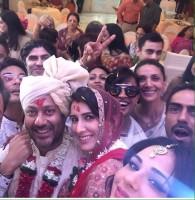Director abhishek Kapoor,Abhishek Kapoor weds Pragya Yadav,Fitoor director,Rock On,wedding pictures,photos