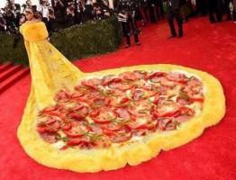 Rihanna,actress Rihanna at Met Gala 2015 Red Carpet,hollwood actress Rihanna at Met Gala 2015 Red Carpet,hollywood actress Rihanna,Met Gala 2015,Met Gala,Rihanna pics,Rihanna images,Rihanna photos,Rihanna stills,Rihanna pictures,hot Rihanna,Rihanna hot pi