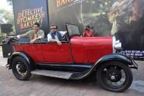 'Detective Byomkesh Bakshy!' second trailer launch: Sushant Singh Rajput arrives in a vintage car with filmmaker Dibakar Banerjee
