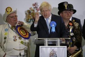 Cameron Returning to Power,Britain,election result,David Cameron,Britain's Prime Minister David Cameron,David Cameron pics,David Cameron images,David Cameron photos,David Cameron stills,David Cameron pictures