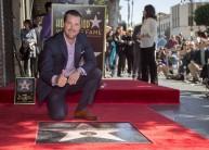 Actor Chris O'Donnell poses by his star after it was unveiled on the Hollywood Walk of Fame in Los Angeles, California March 5, 2015 (REUTERS)