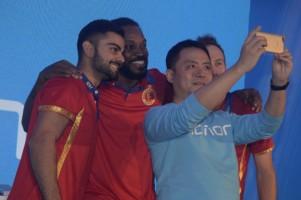 Rcb,Royal Challengers Bangalore,Huawei Honor Mobile Phones,Huawei Honor Mobile,Virat Kohli,Chris Gayle,AB de Villiers,Royal challengers bangalore players,Huawei launches Honor Holly and Honor X1,Huawei Partners With Royal Challengers Bangalore
