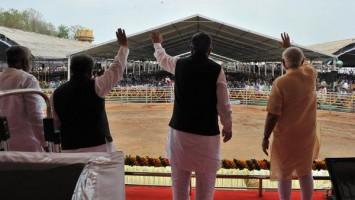 Narendra Modi,Narendra Modi Public Meeting at Dantewada,Dantewada,Prime Minister Narendra Modi,Chhattisgarh,PM Modi visits Naxal-affected Dantewada in Chhattisgarh,PM Modi visits Naxal affected area,Naxal affected area,PM Modi's public rally,Maoist affect